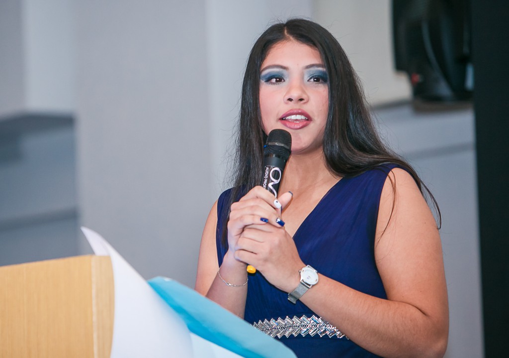 Gala Oro Y Azul - Graduación De Alumnos De IQ English Xalapa